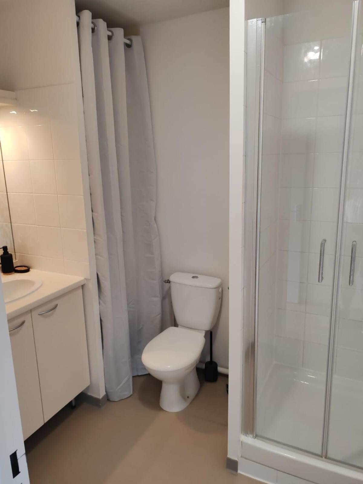 Appart'Hotel - Gare Tgv - Courtine - Confluence - 411 亞維農 外观 照片