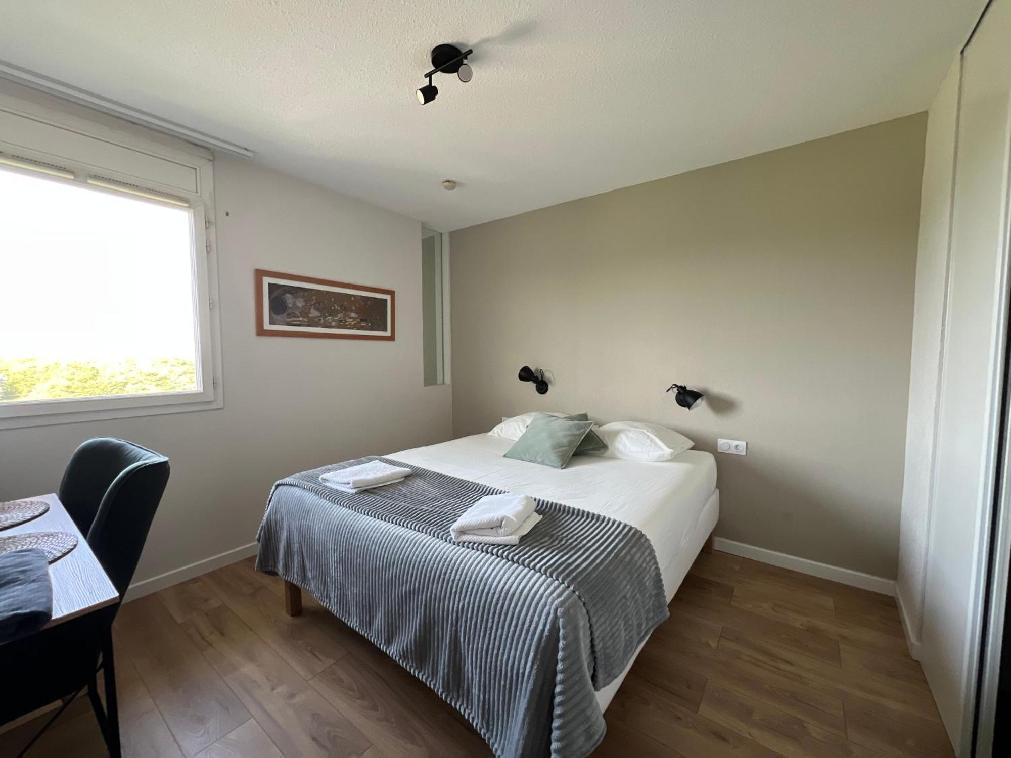 Appart'Hotel - Gare Tgv - Courtine - Confluence - 411 亞維農 外观 照片